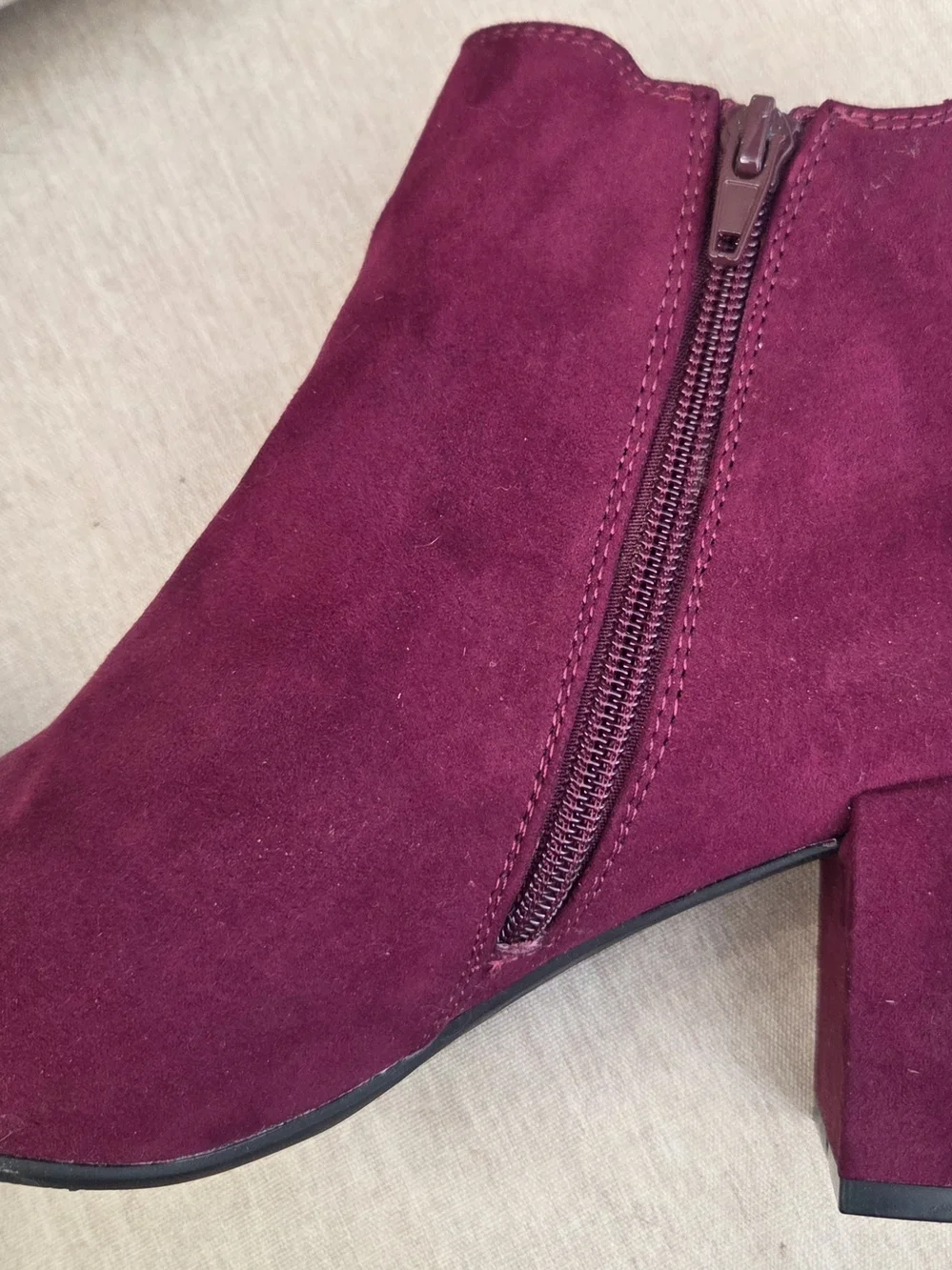 Bar III Camelia Burgundy Faux Suede Ankle Booties Women's 9.5 Block Heel